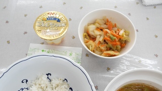 キャベツの味噌炒め・ミルクプリン.jpg